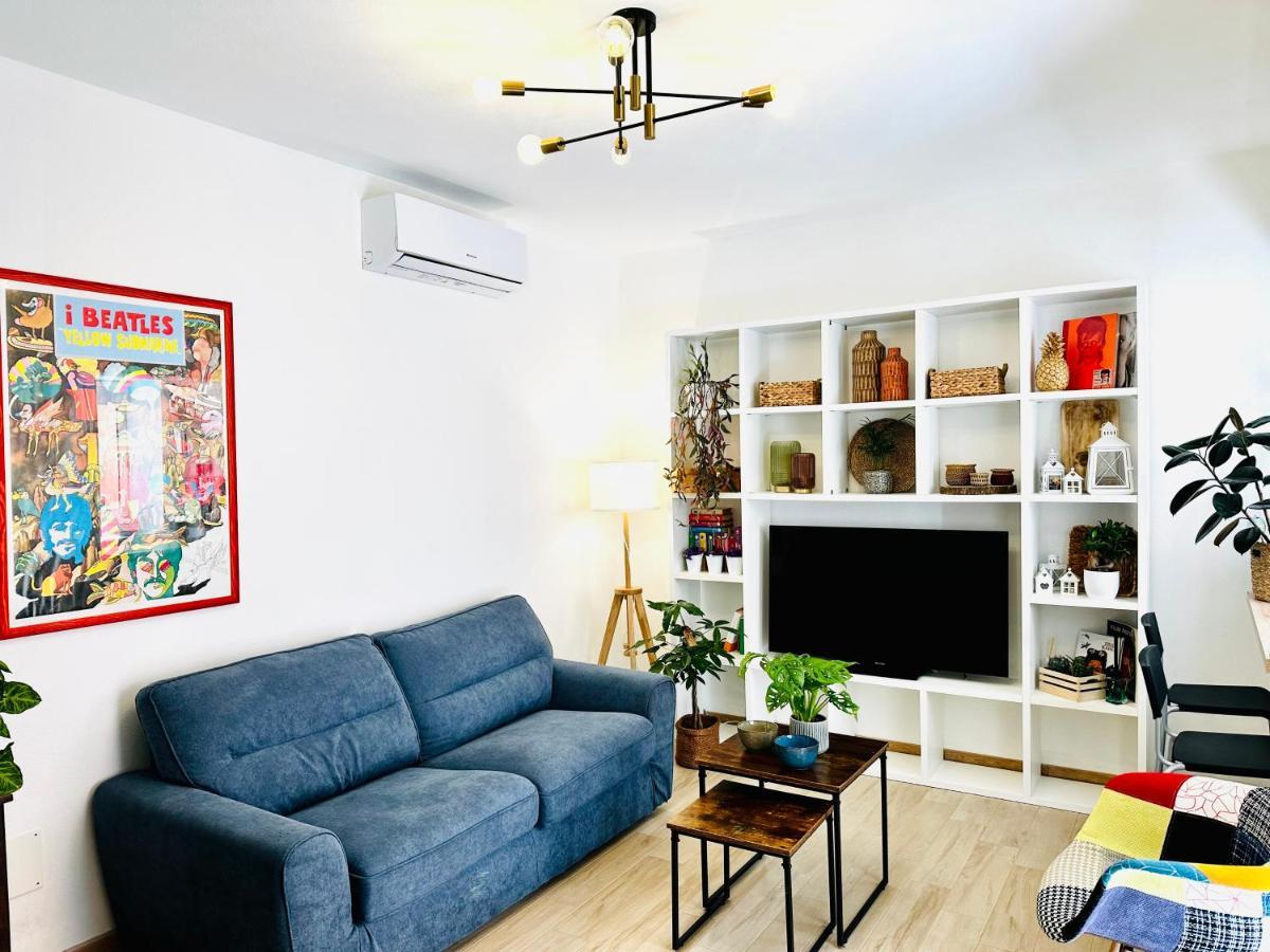 The Beatles Apartment 奧爾比亞 外观 照片