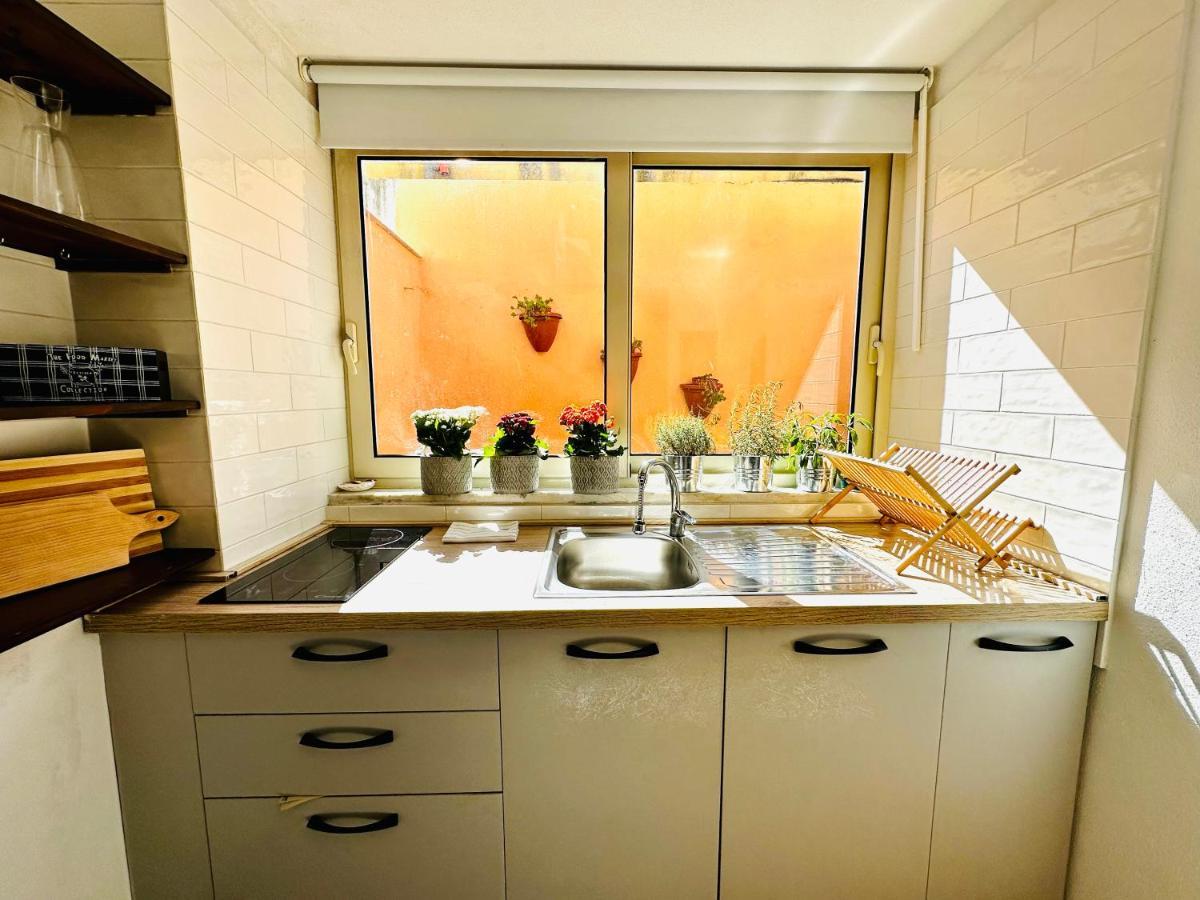 The Beatles Apartment 奧爾比亞 外观 照片